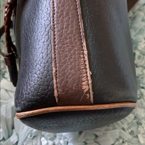 Authentic Dooney & Bourke Vintage crossbody purse - Picture 6 of 6